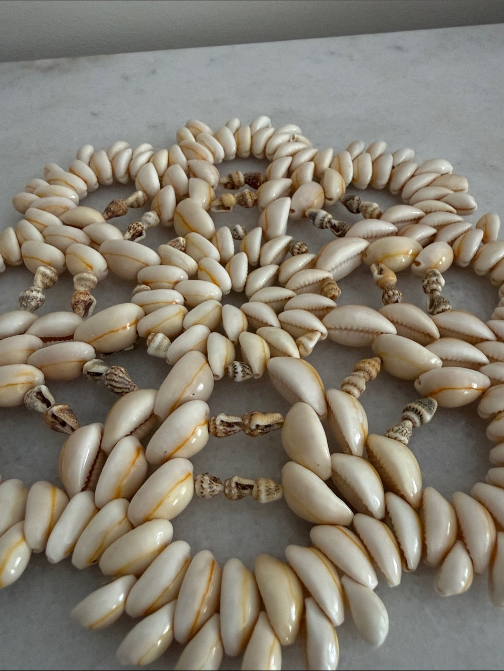 Cowrie Shell trivet / doily - Picture 2 of 7